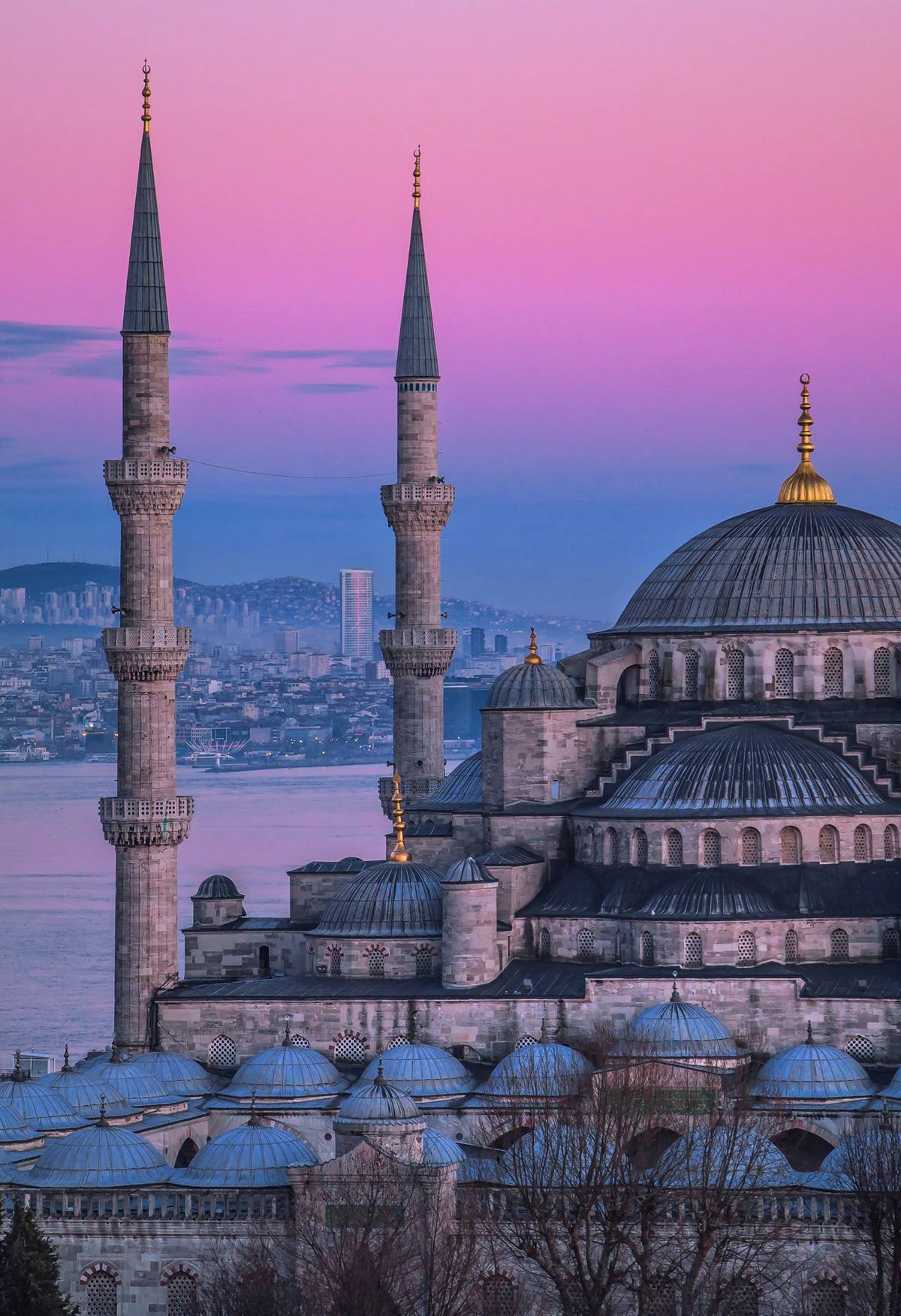 The Blue Mosque at dusk